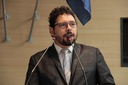 Ivan Moraes enfatiza  votos de aplauso a compositor e jornalista 