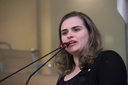 Marília Arraes relata problemas em visita a obra no Pilar