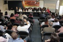 Michele Collins debate o abuso e a exploração sexual de crianças e adolescentes