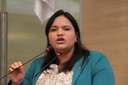 Michele Collins quer recifense cantando o Hino do Recife 