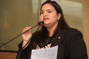 Michele Collins ressalta dificuldades de pessoas com doenças raras
