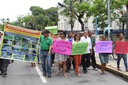 Moradores protestam por falta d'água na Zona Norte do Recife