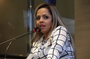Natália de Menudo agradece iluminação em Afogados