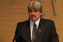 Osmar Ricardo entrega pauta dos servidores