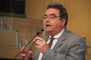 Parlamentar retira projeto sobre amamentação