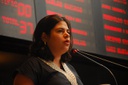 Priscila Krause espera dias melhores para 2011