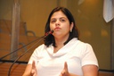 Priscila Krause questiona empresa fornecedora de merenda