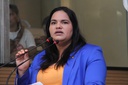 Projeto prevê selo educativo em sacolas de hipermercados