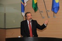 Raul Jungmann critica verbas para saneamento e violência na cidade