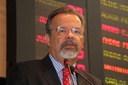 Raul Jungmann lamenta paralisação de laboratório municipal