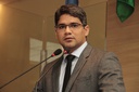 Renato Antunes cobra retomada de obra em escola 