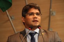 Renato Antunes critica atitude de senador do PT