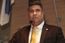 Rinaldo Junior confronta rumores sobre lei aprovada na Câmara