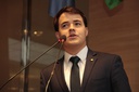 Rodrigo Coutinho comemora aprovação de projeto