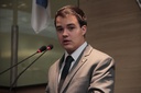  Rodrigo Coutinho reclama de condições de escola em Peixinhos