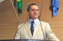 Sérgio Magalhães critica varrição de ruas e coleta de lixo