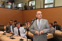 Título para senador mineiro gera debate 