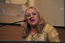 Vera Lopes demonstra preocupação sobre as consequências do zika vírus