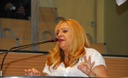 Vera Lopes denuncia demora nos exames das gestantes