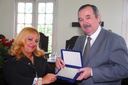 Vera Lopes homenageia turma de medicina da UFPE
