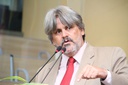 Vereador defende servidores da educação