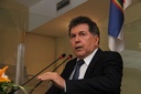 Vereador discute projetos do Executivo 