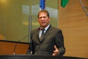 Vereador homenageia poeta Cyl Gallindo