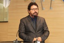 Voto de aplauso a autor de livro sobre maconha é debatido na Câmara