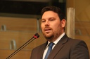 Wanderson Florêncio cobra melhorias nas quadras de tênis da orla